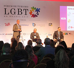 FESTURIS 2018 FEIRA DE TURISMO LGBT.jpg