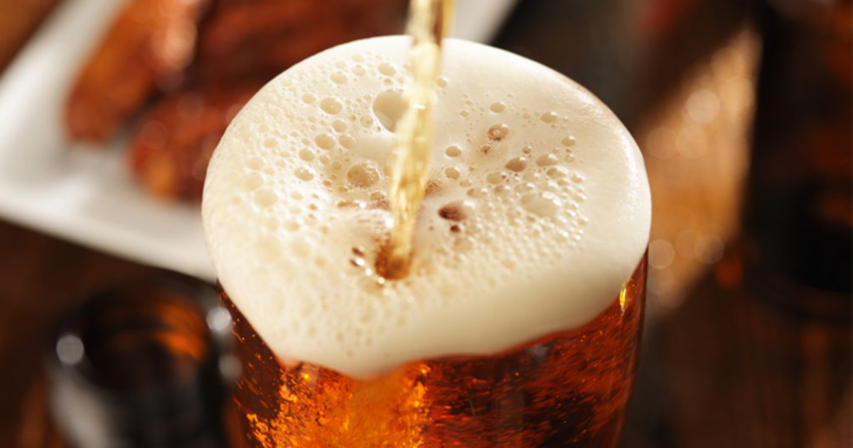 Como o colarinho da cerveja influencia no sabor?