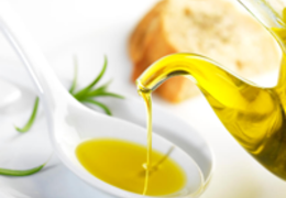 A cútis perfeita: você conhece os benefícios do azeite à sua pele?