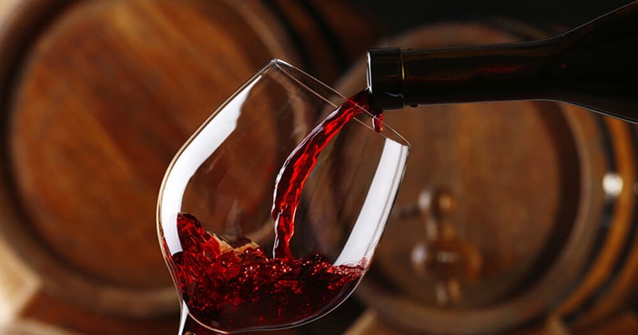 Qual o papel do teor alcoólico presente no vinho?